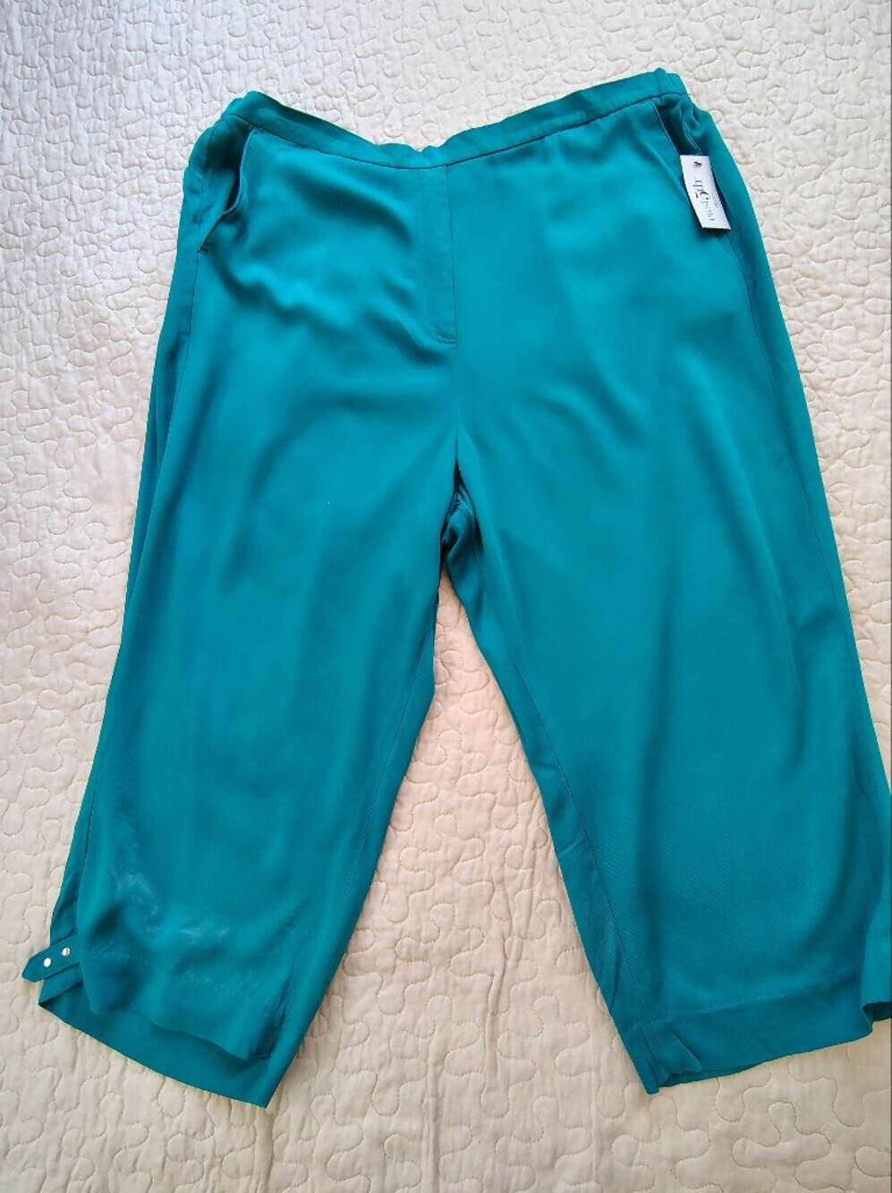 East 5th Teal Wide-Leg Cropped Pants Size PXL.